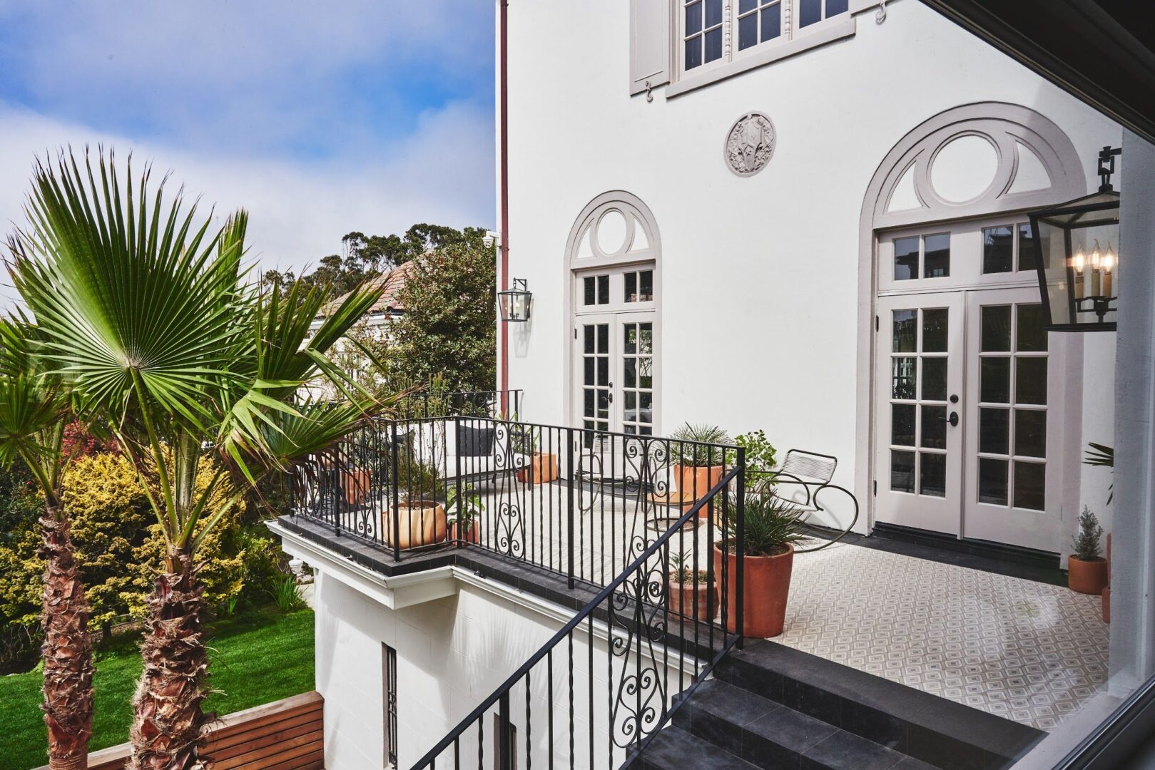 Regan Baker Design & Terremoto Landscape | Photo by Arthur Alvarez Slab