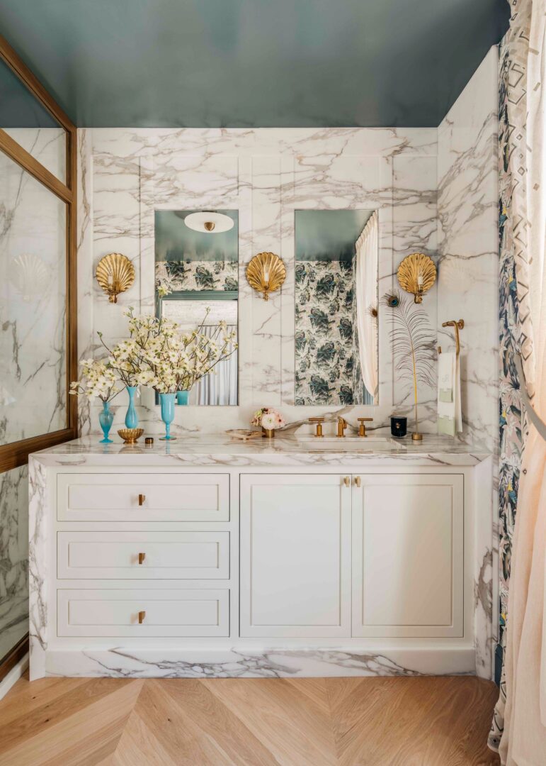 Julie Roots Interiors | Photo by Christopher Stark Slab