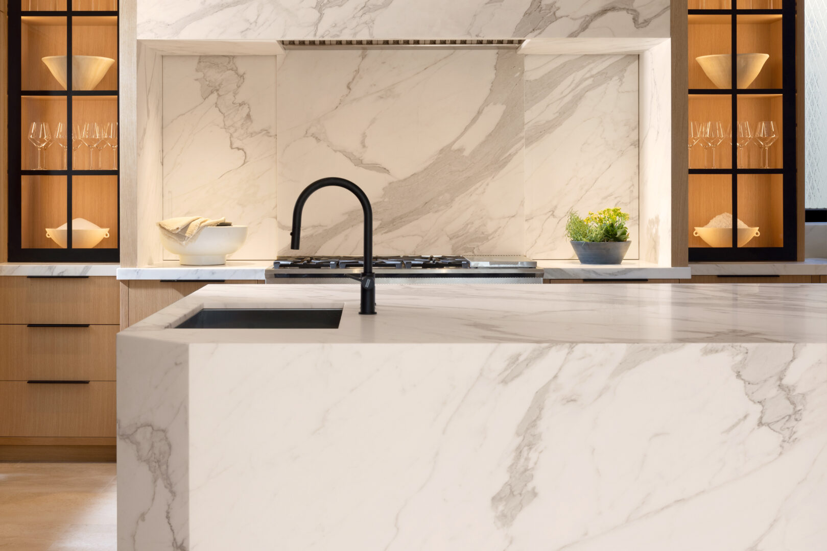 Lauren Berry Interior Design | Calacatta Oro Honed Marble | Photo by Bess Friday Slab