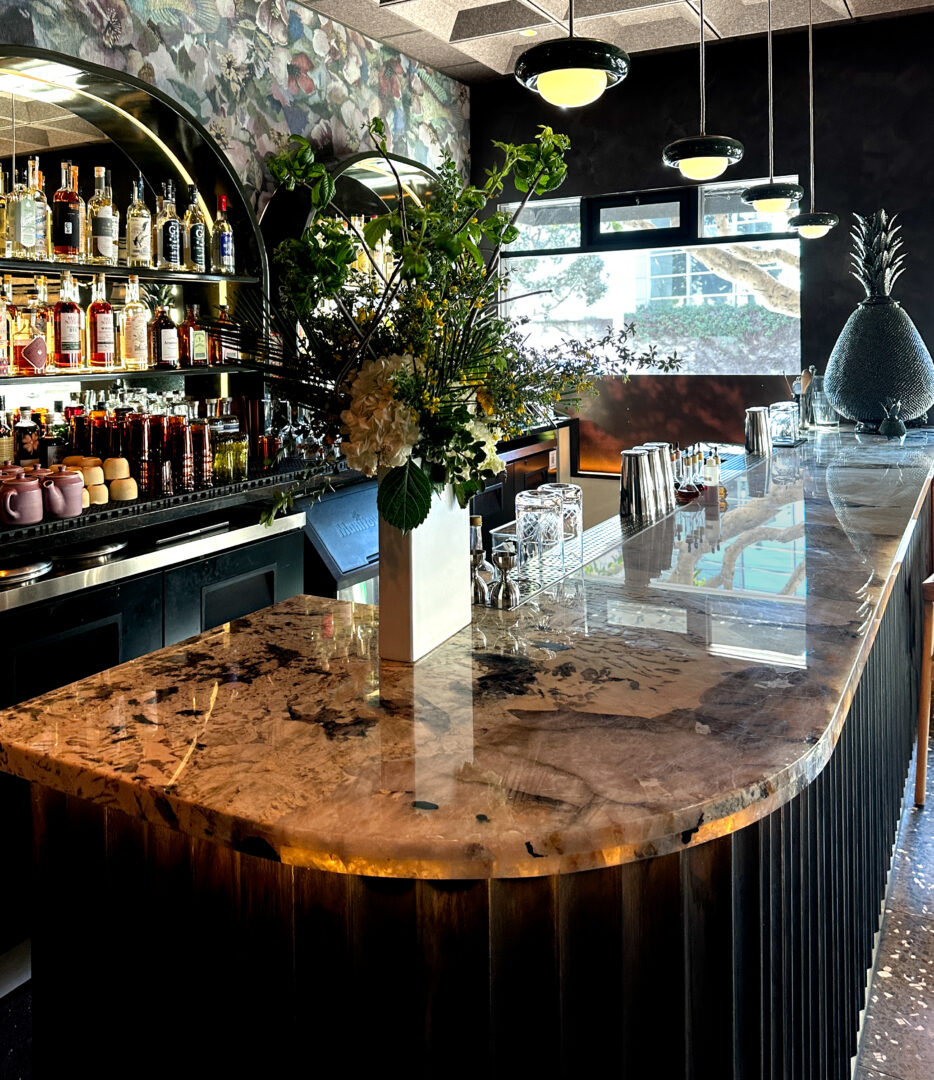 Maria Isabel San Francisco | Designer: Jak W Designs | Materials: Patagonia (bar), Absolute Black (back bar) Slab