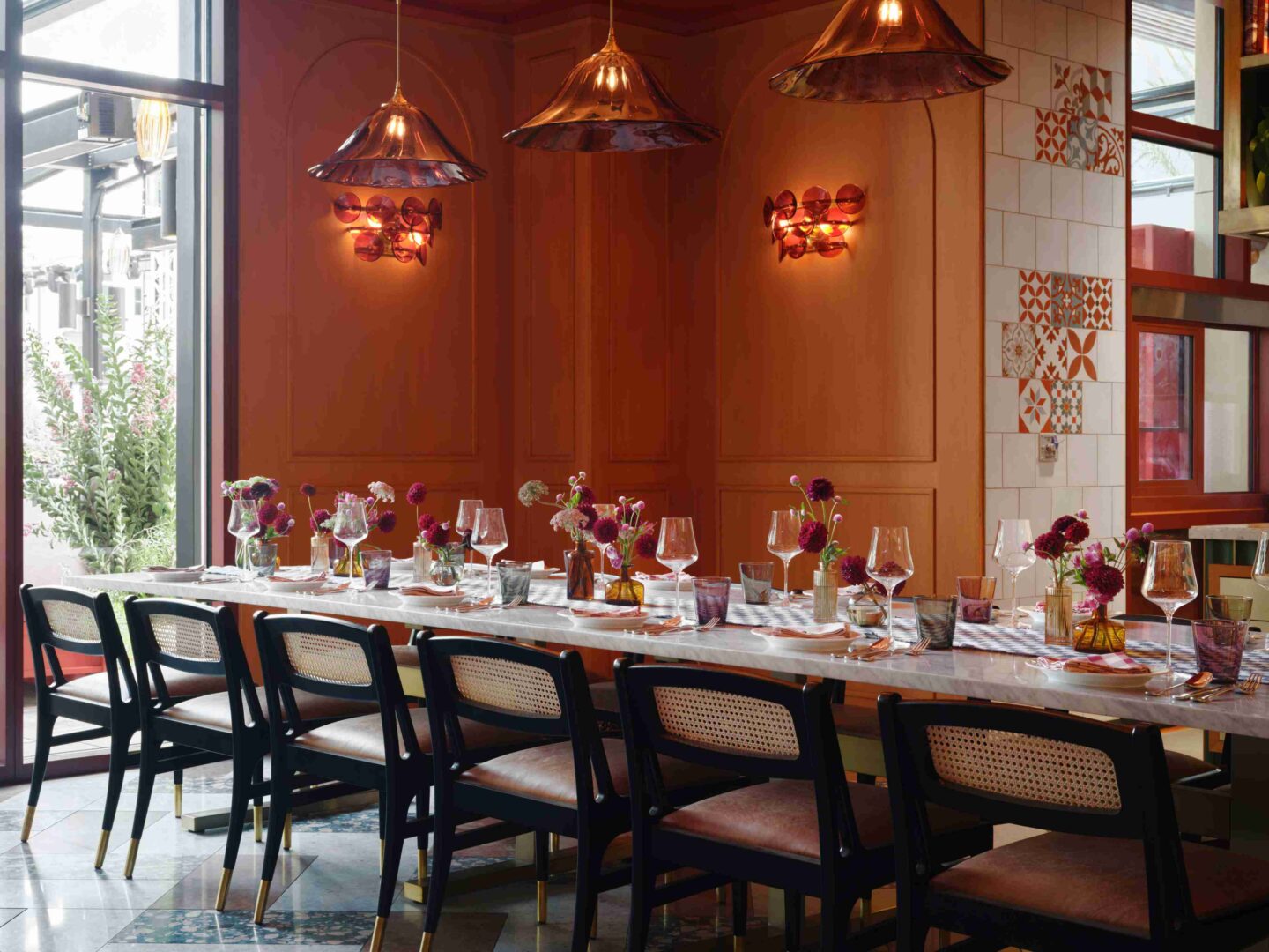 Photographer: Douglas Friedman • Designer: De La Cruz Interior Design • Architect: Stanton Architecture Slab