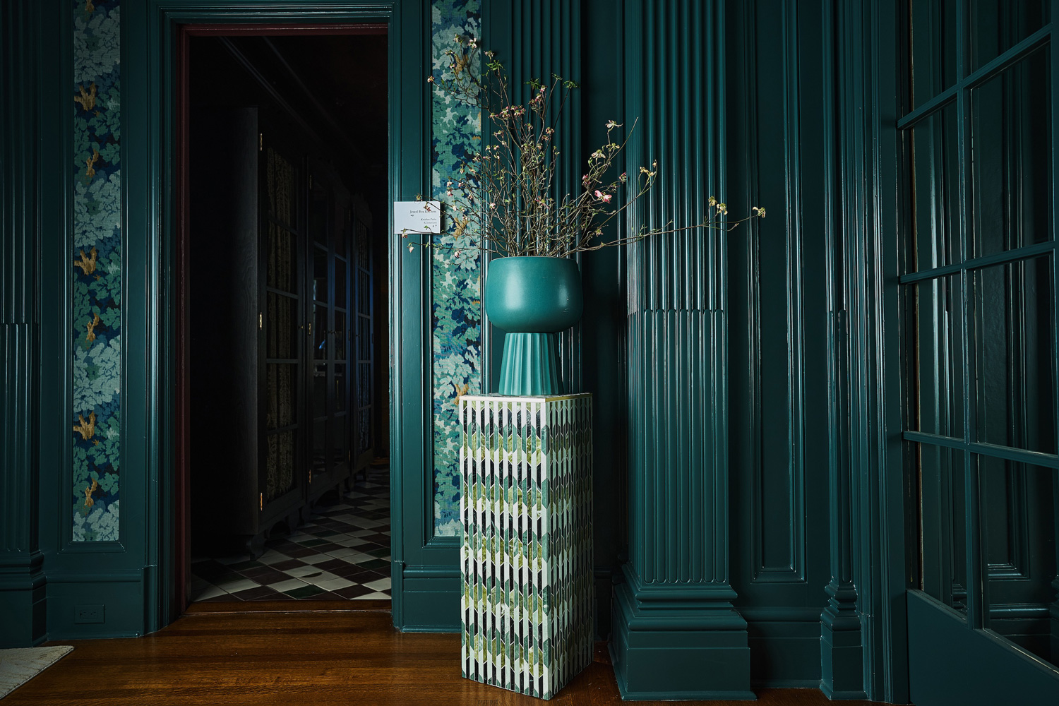 Designer: Lauren Berry | Photographer: Arthur Alvarez | Material: Tappeti Green Blend Mosaic Slab