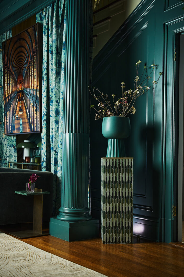 Designer: Lauren Berry | Photographer: Arthur Alvarez | Material: Tappeti Green Blend Mosaic Slab