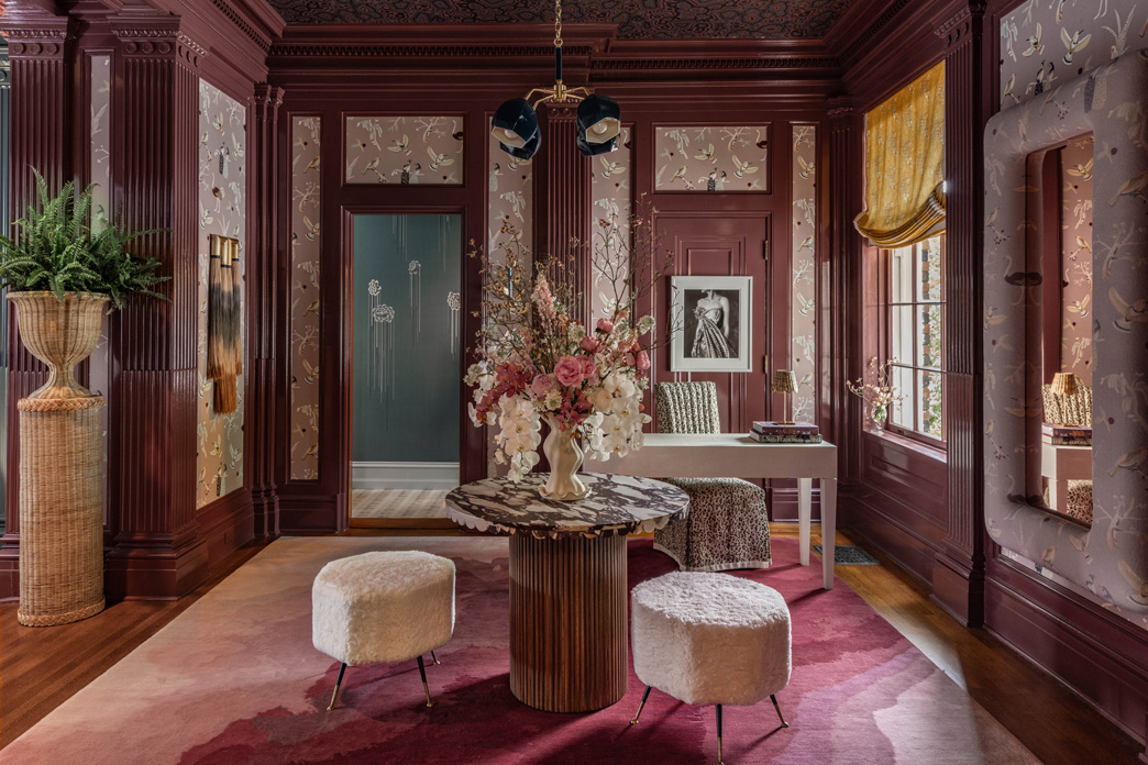 Designer: DECORATE with Nancy Evars & Evars Collective | Photographer: Sencreativo | Material: Calacatta Viola Leather Tile Slab
