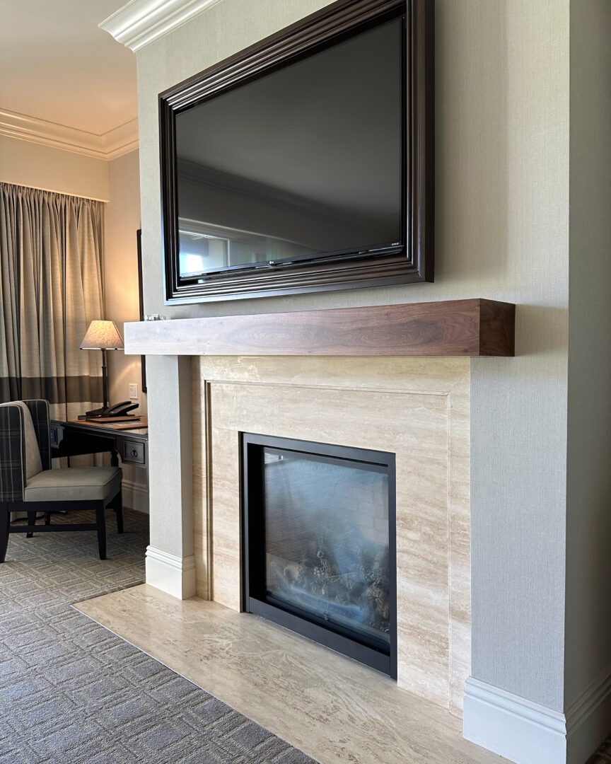 Pebble Beach Fairway One | HBA | Roman Linear Travertine Slab