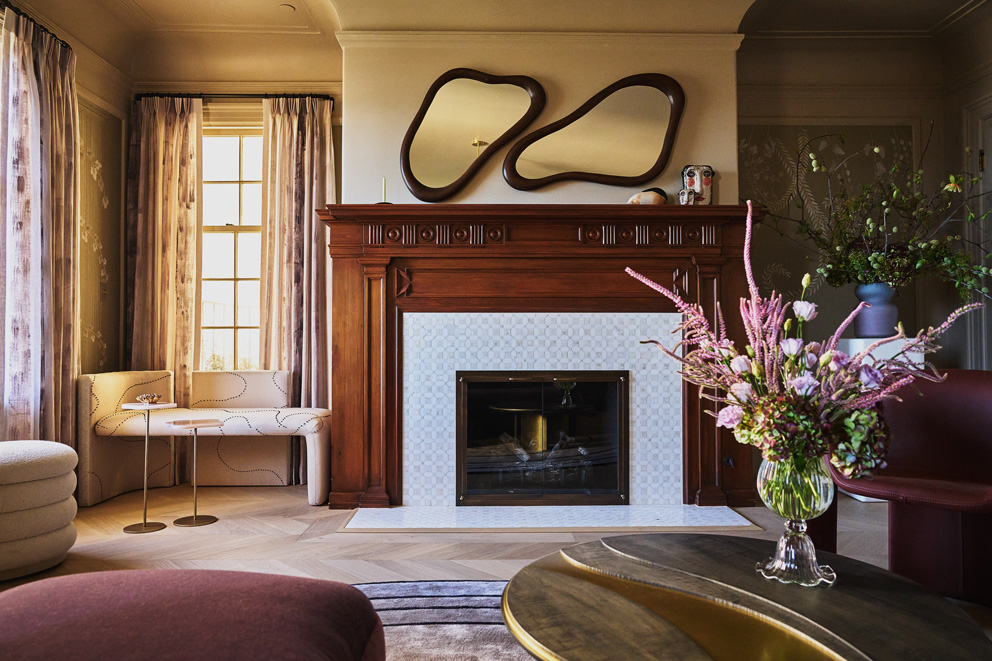 Designer: Peruri Design | Photographer: Bess Friday | Material: Alaskan Pearl / Mosaic Thassos, Shell Slab