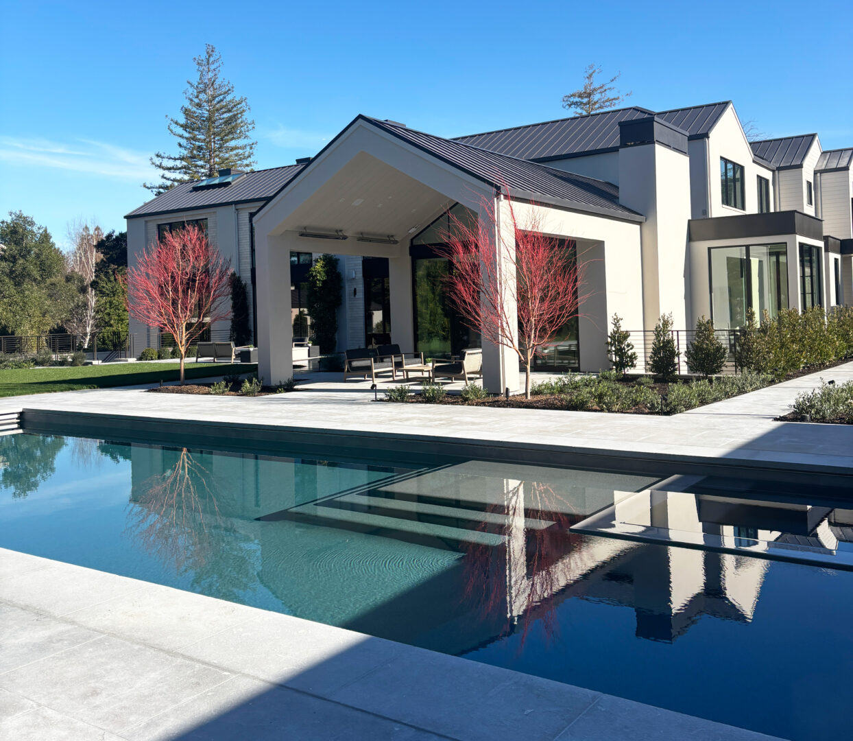 Architect, Designer & Builder: PPG | Material: Seville Flamed & Brushed Slab