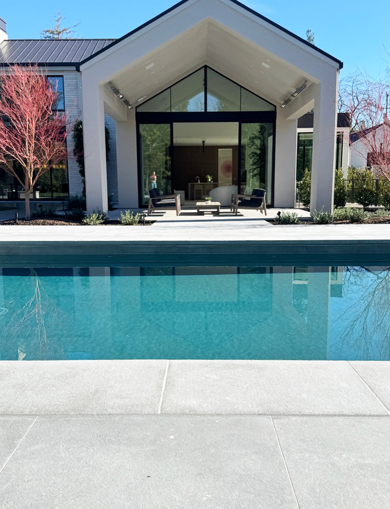 Architect, Designer & Builder: PPG | Material: Seville Flamed & Brushed Slab