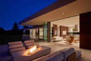 Architect: Swatt + Partners | Builder: Lencioni Construction | Mason: Trotter Masonry | Designer: Isolina Mallon Interiors | Photographer: Abraham & Paulin Photography | Material: Roman Linear
