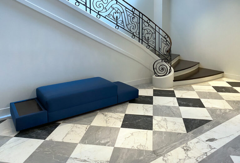 Designer: ABD Studio • Architect: Ken Linsteadt Architects • Builder: Upscale Construction • Materials: Calacatta Oro, Bardiglio, Nero Marquina