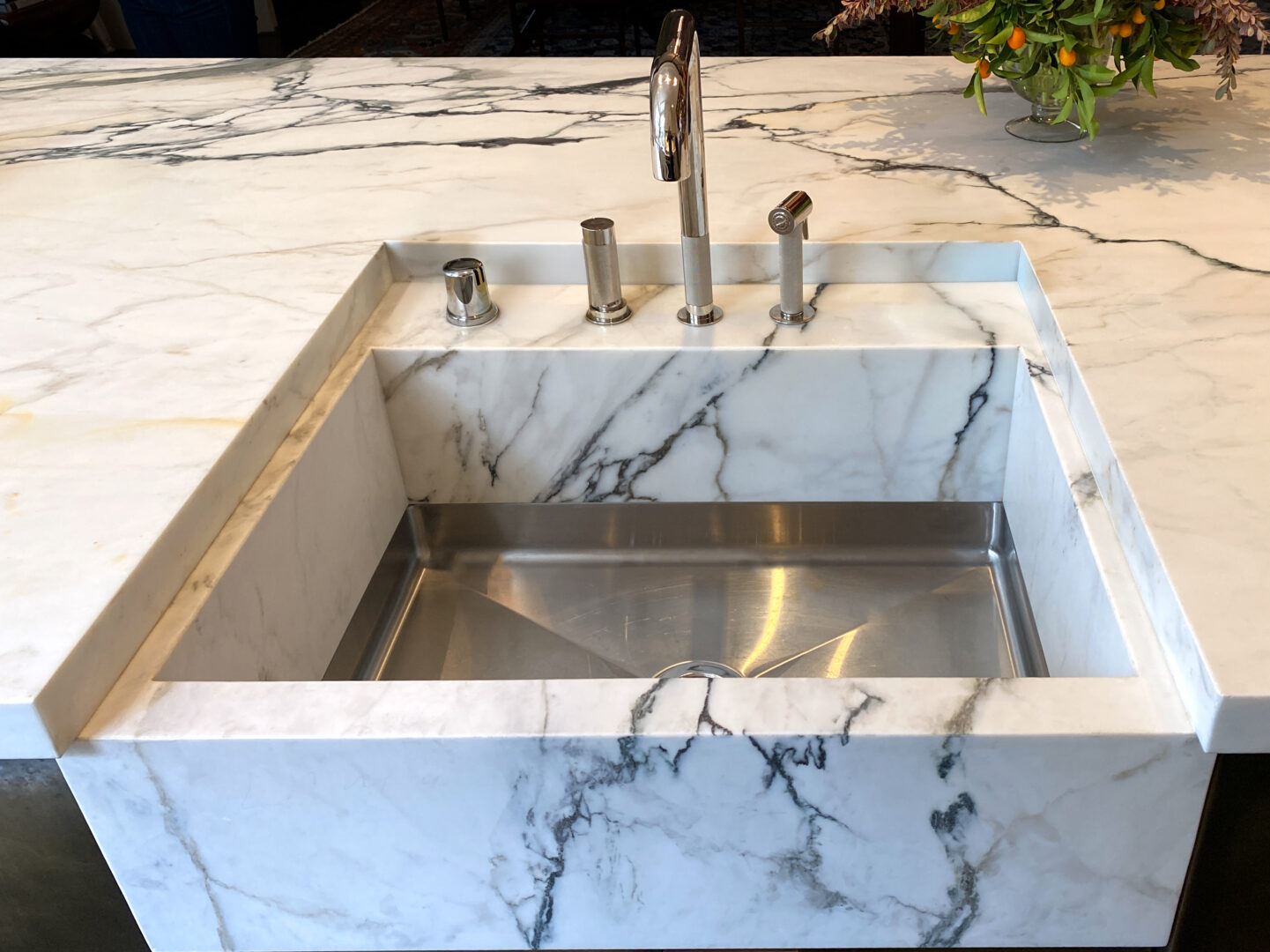 Designer: ABD Studio • Architect: Ken Linsteadt Architects • Builder: Upscale Construction • Material: Paonazzo Slab