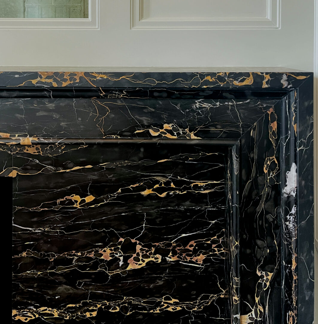 Designer: ABD Studio • Architect: Ken Linsteadt Architects • Builder: Upscale Construction • Material: Portoro Slab