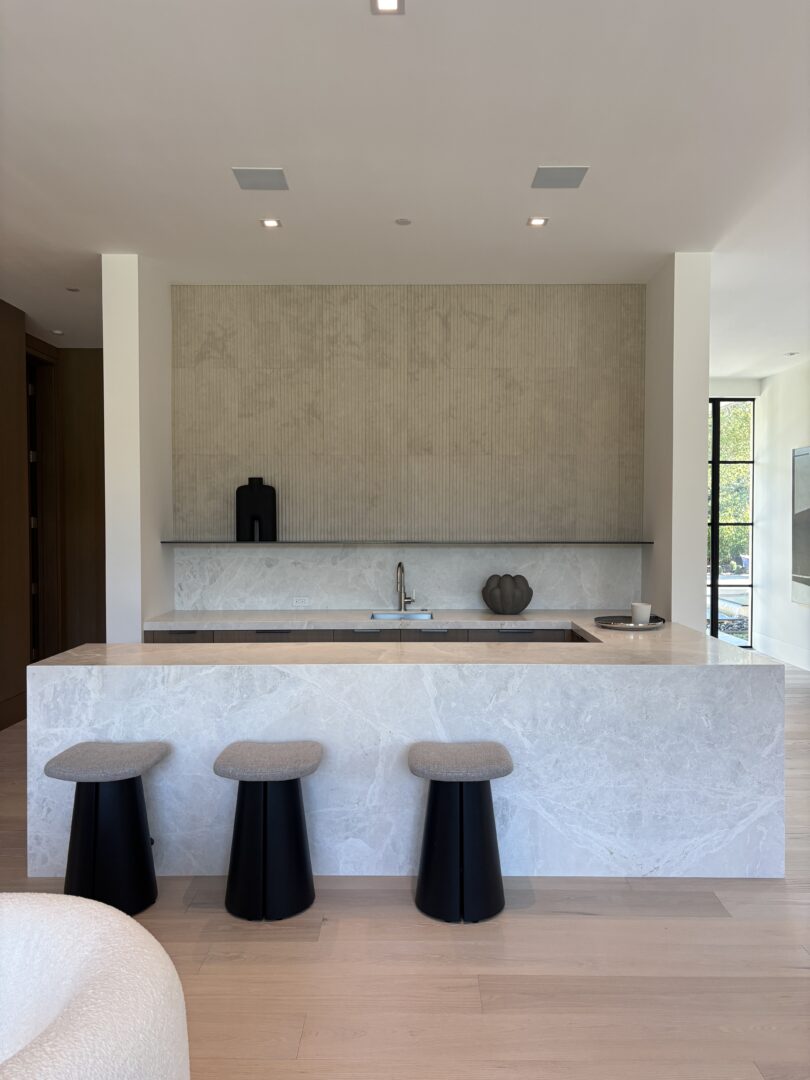 Architect, Designer & Builder: PPG | Materials: Dama Bianca & Creme Du Provence Fluted Slab