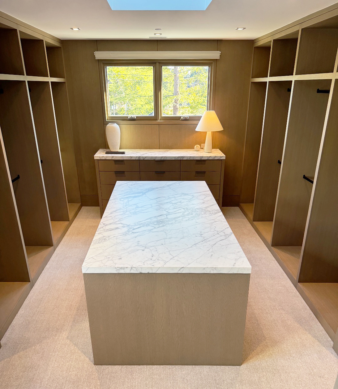 Architect, Designer & Builder: PPG | Material: Calacatta Vagli