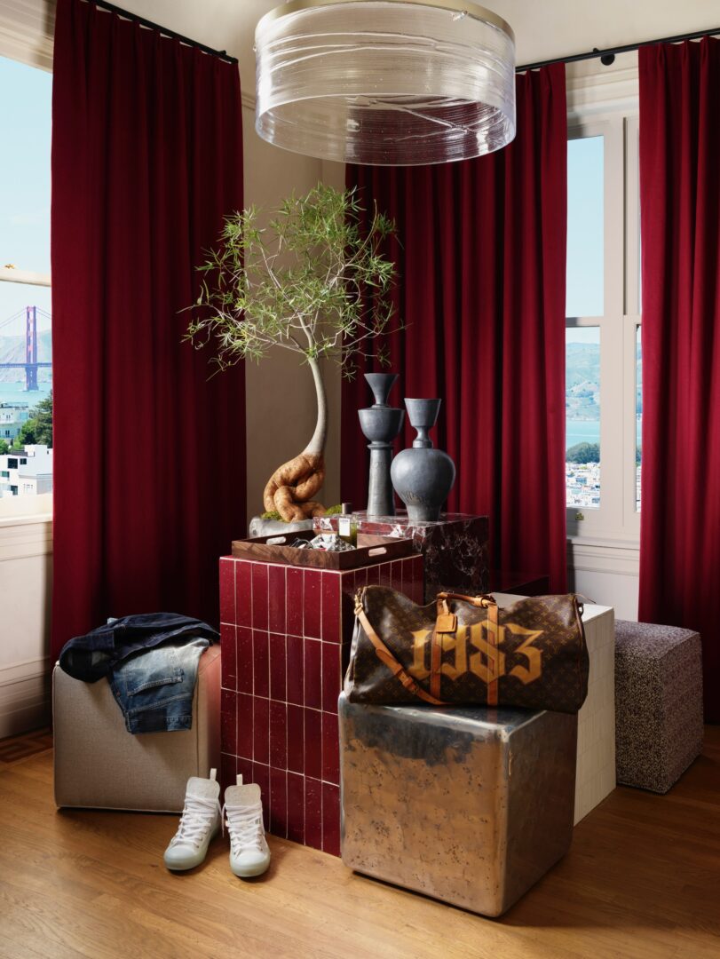 Designer: Castellanos Interiors | Photographer: Jose Manuel Alorda | Contractor: Castellanos Construction | Material: Rosso Levanto & Standard Glazed Brick Color Lingonberry by McIntyre Tile Slab