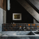 Designer: Studio Alexander | Photographer: Dane Deaner | Contractor: Cliff Point Construction | Materials: Ijen Blue Quartzite, McIntyre Essential Collection in Tenmoblue and Charcoal