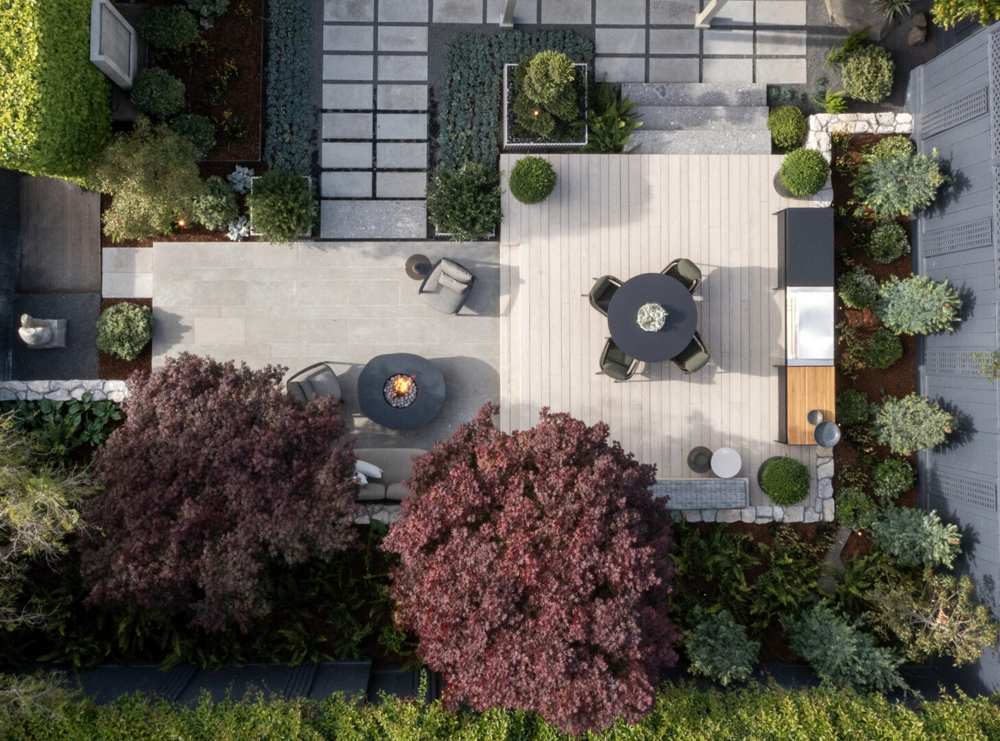 Designer: Martinelli Design | Photographer: Paul Dyer | Young and Burton | Materials: Ceppo Di Gre Limestone, Seville Limestone, Como Taupe Limestone, Indiana Limestone, Ivory & Silver Travertine Veneer Slab