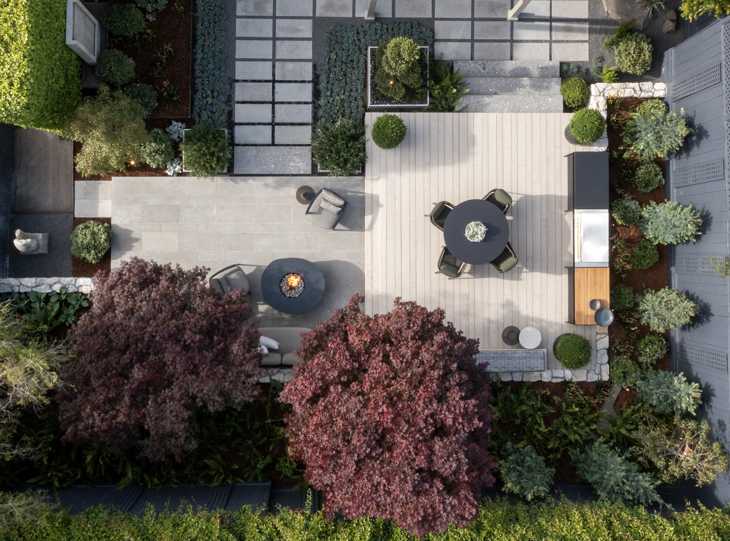 Designer: Martinelli Design | Photographer: Paul Dyer | Young and Burton | Materials: Ceppo Di Gre Limestone, Seville Limestone, Como Taupe Limestone, Indiana Limestone, Ivory & Silver Travertine Veneer