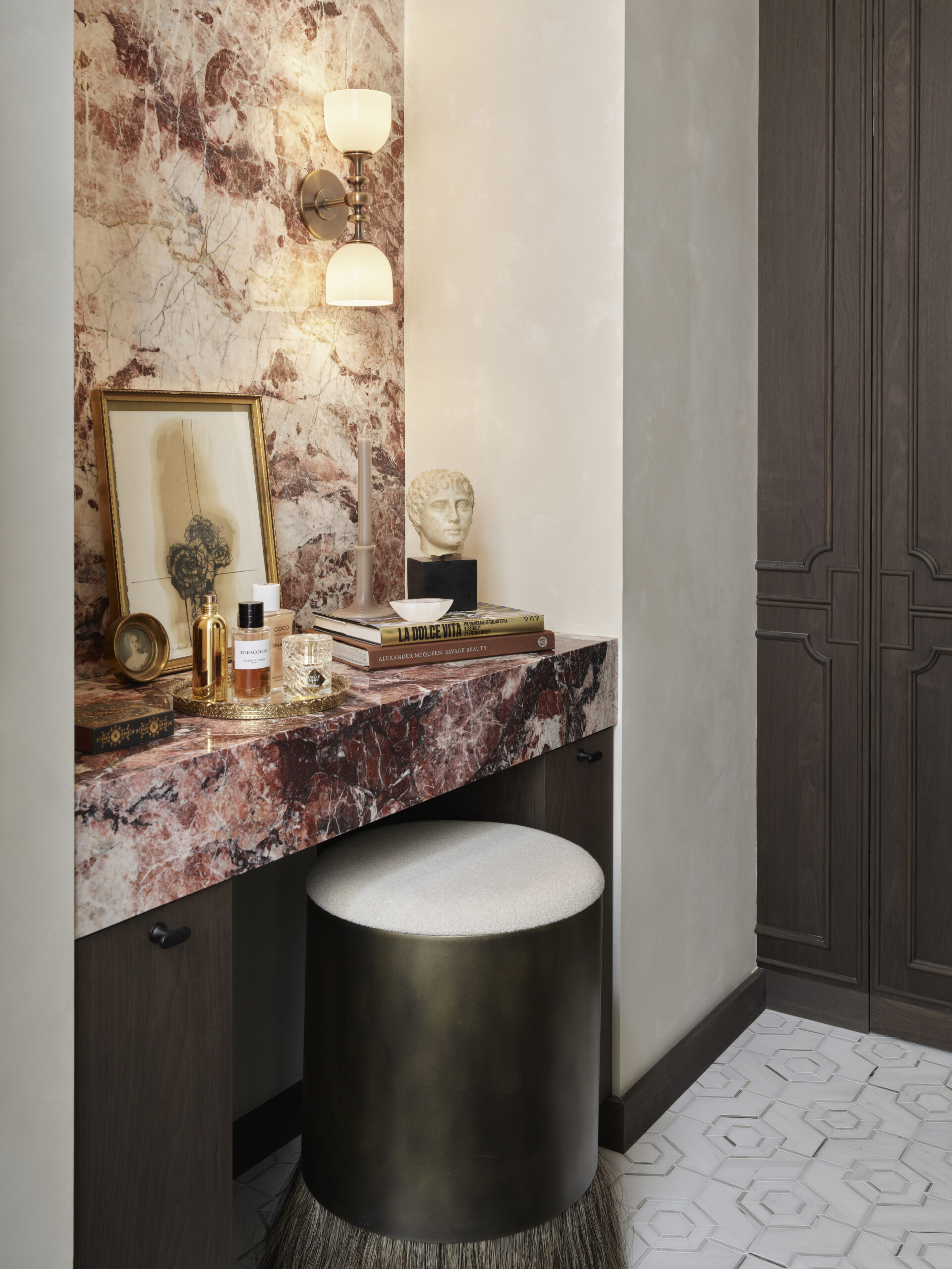Designer: Lizette Marie Interior Design | Photographer: Jose Manuel Alorda | Contractor: Cook Construction | Materials: Cherry Blossoms Marble, Octavia Bianco Dolomite w/ Calacatta Zebrino Mosaic by Dulcet Tile