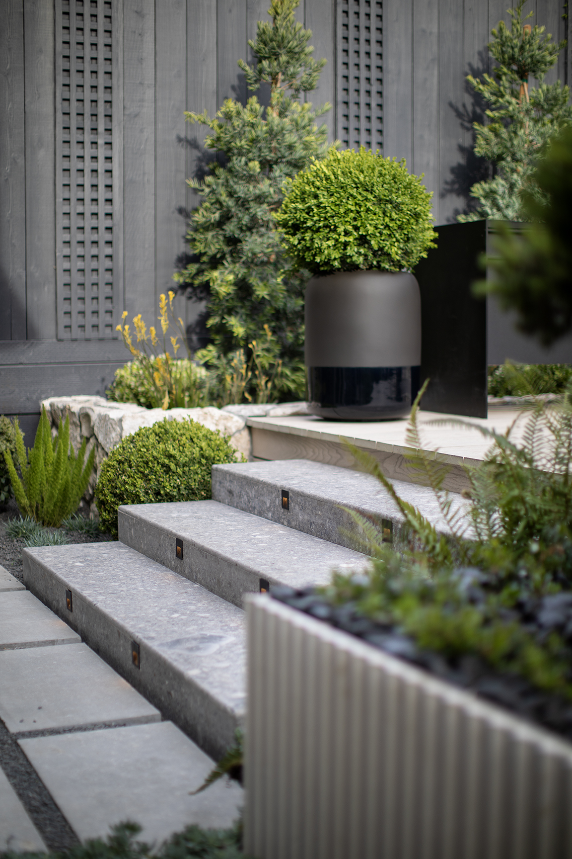 Designer: Martinelli Design | Photographer: Paul Dyer | Young and Burton | Materials: Ceppo Di Gre Limestone, Seville Limestone, Como Taupe Limestone, Indiana Limestone, Ivory & Silver Travertine Veneer