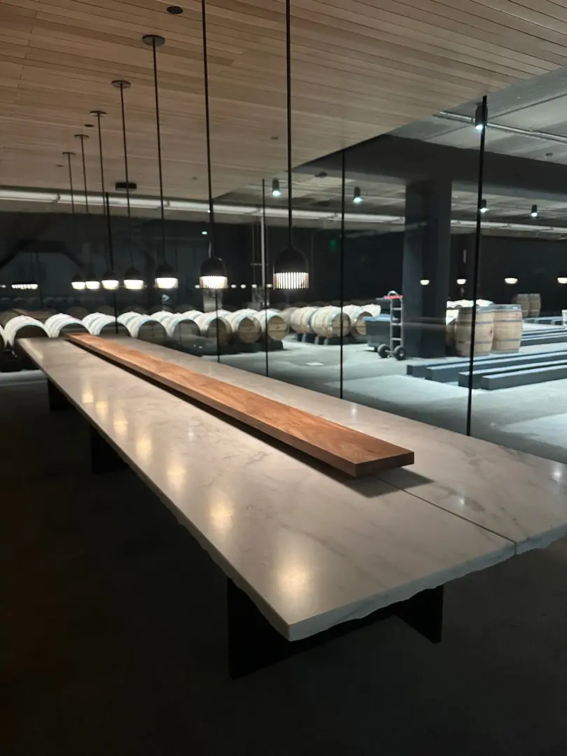 Architects: Aidlan Darling , BAR Architects, LA: Surface Design | Designer: BAMO | Builder: Cello Maudru Construction | Material: Calacatta Caldia Marble Honed & Chiseled Slab